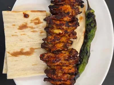 BBQ Soslu Kanat — Tavacı Özgür menüsünden