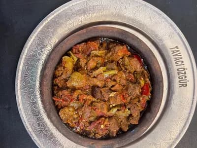 Kiremitte Kuşbaşı — Tavacı Özgür menüsünden