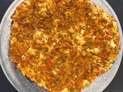 Lahmacun — Tavacı Özgür menüsünden